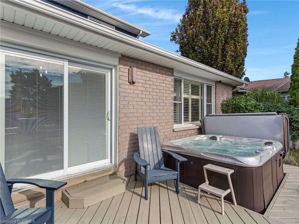 42 Emidio Crescent Property Photo 36
