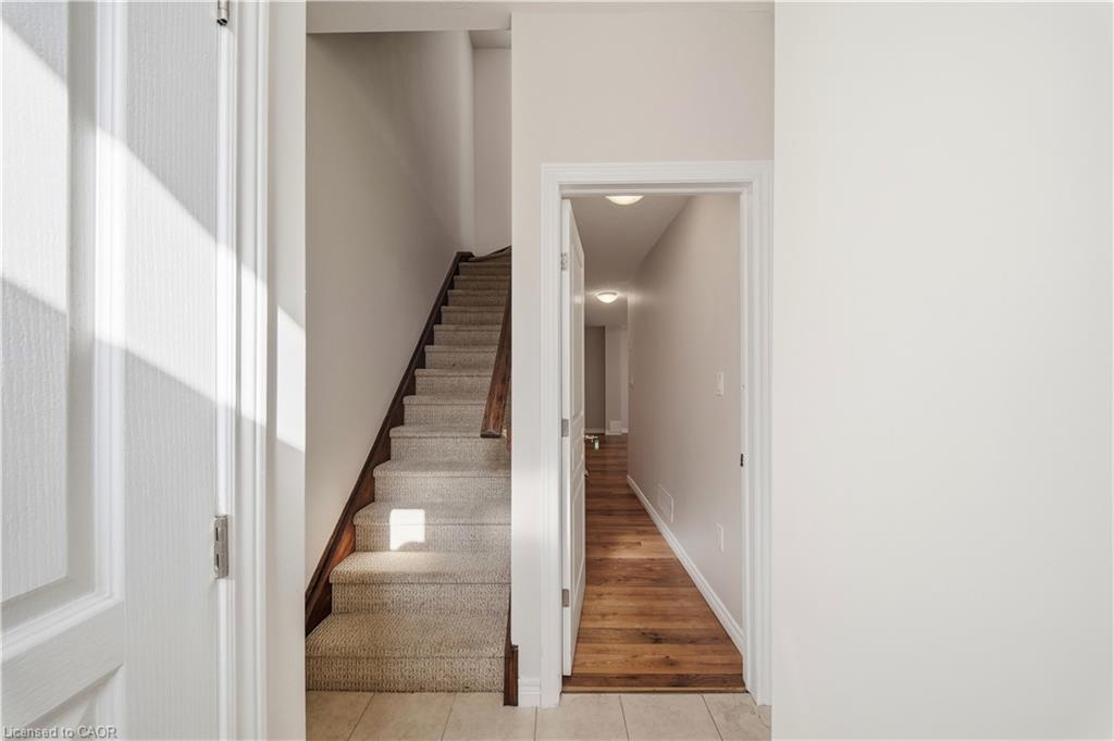 2 Whitehaven Lane Property Photo 3