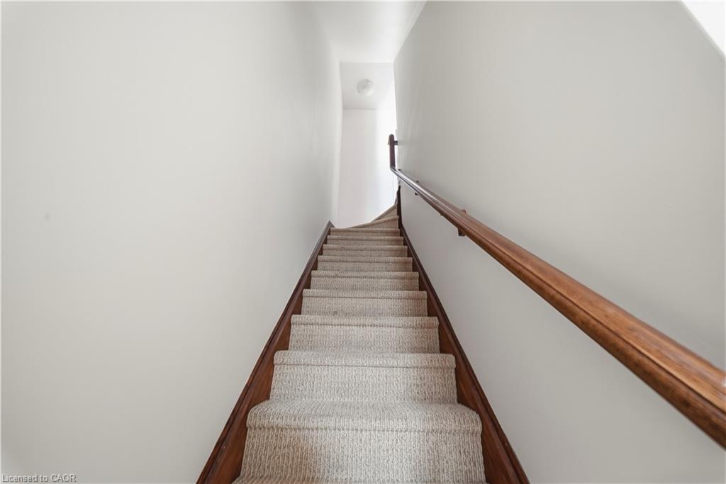 2 Whitehaven Lane Property Photo 9