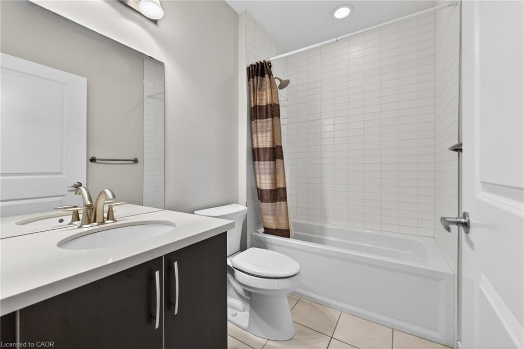 804-90 Charlton Avenue W Property Photo 15