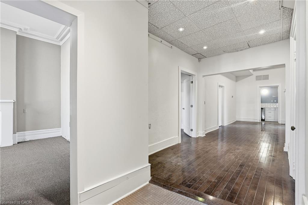 191 James Street S Property Photo 6