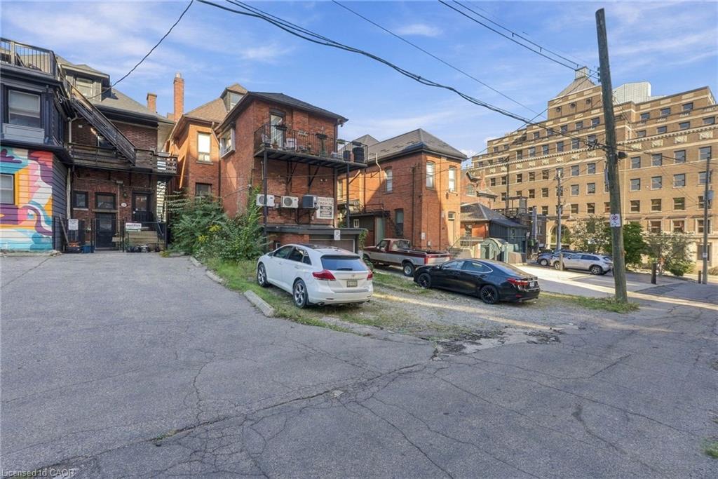 191 James Street S Property Photo 28