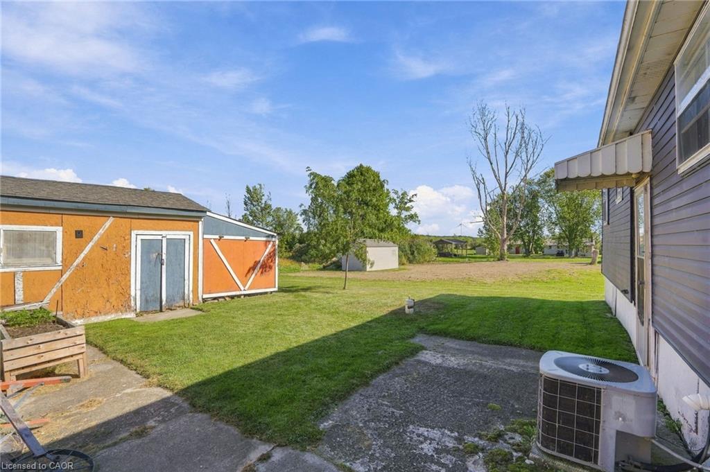 2579 Lakeshore Road Property Photo 27