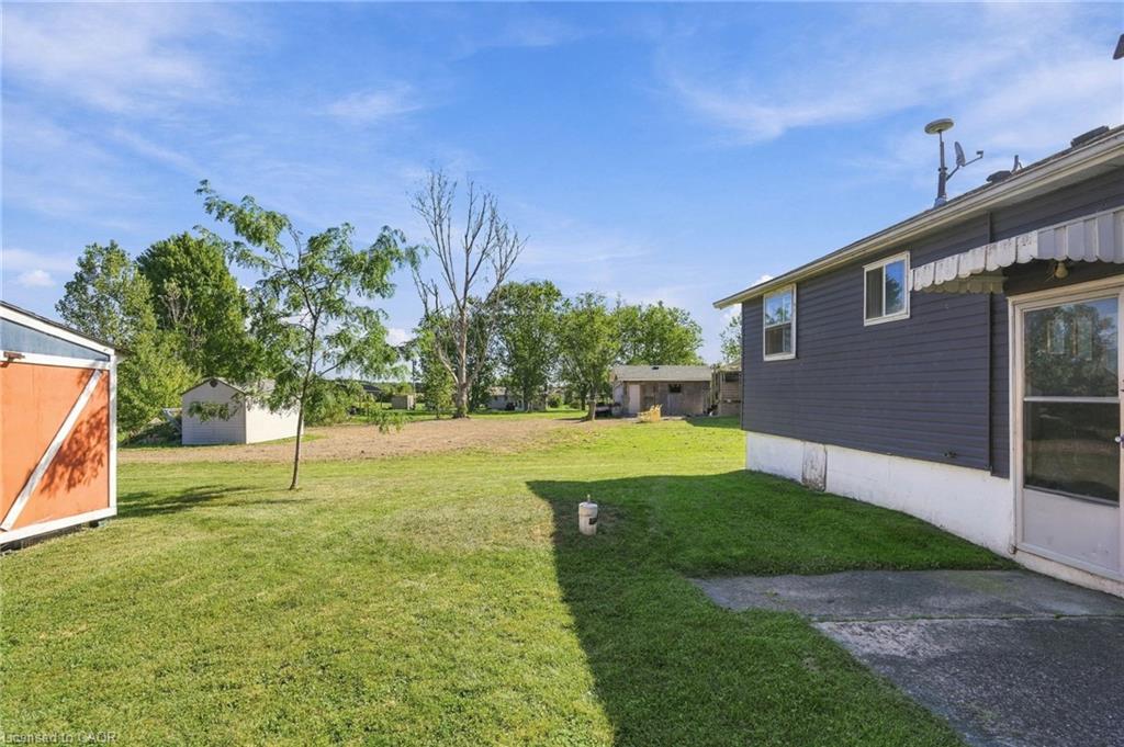 2579 Lakeshore Road Property Photo 28