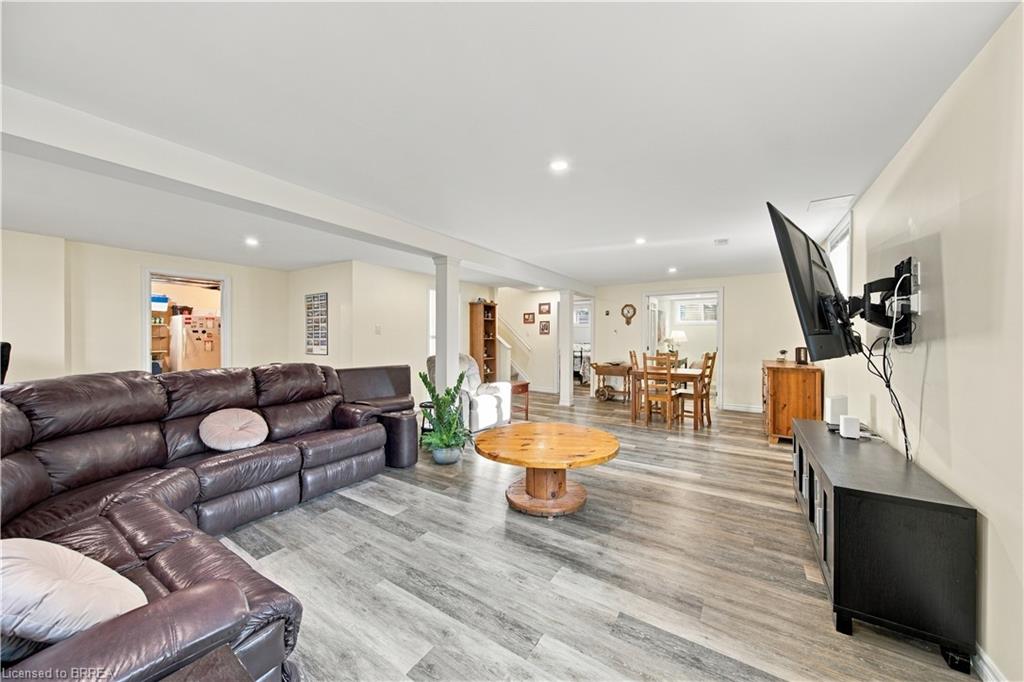 102 Court Drive Property Photo 32