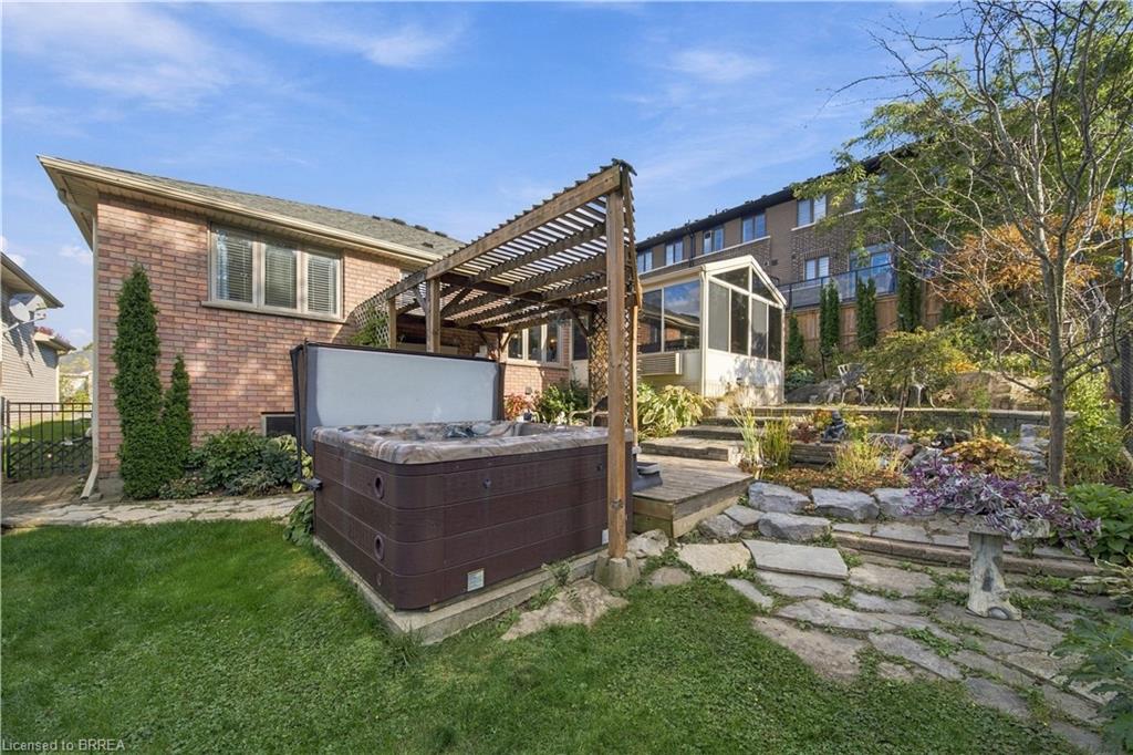 102 Court Drive Property Photo 37