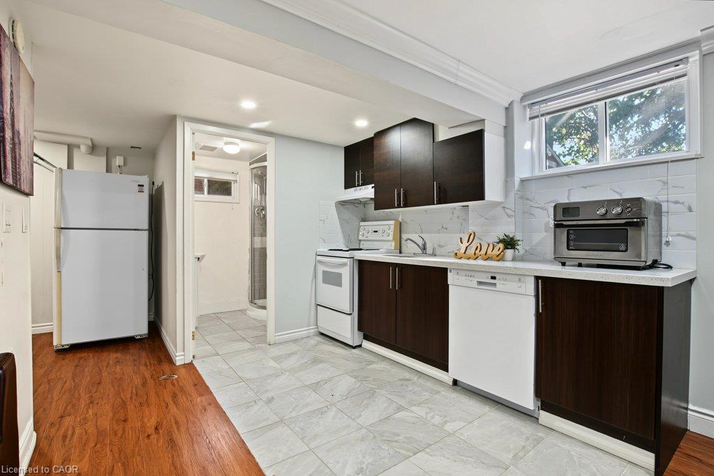15 Carwyn Crescent Property Photo 26