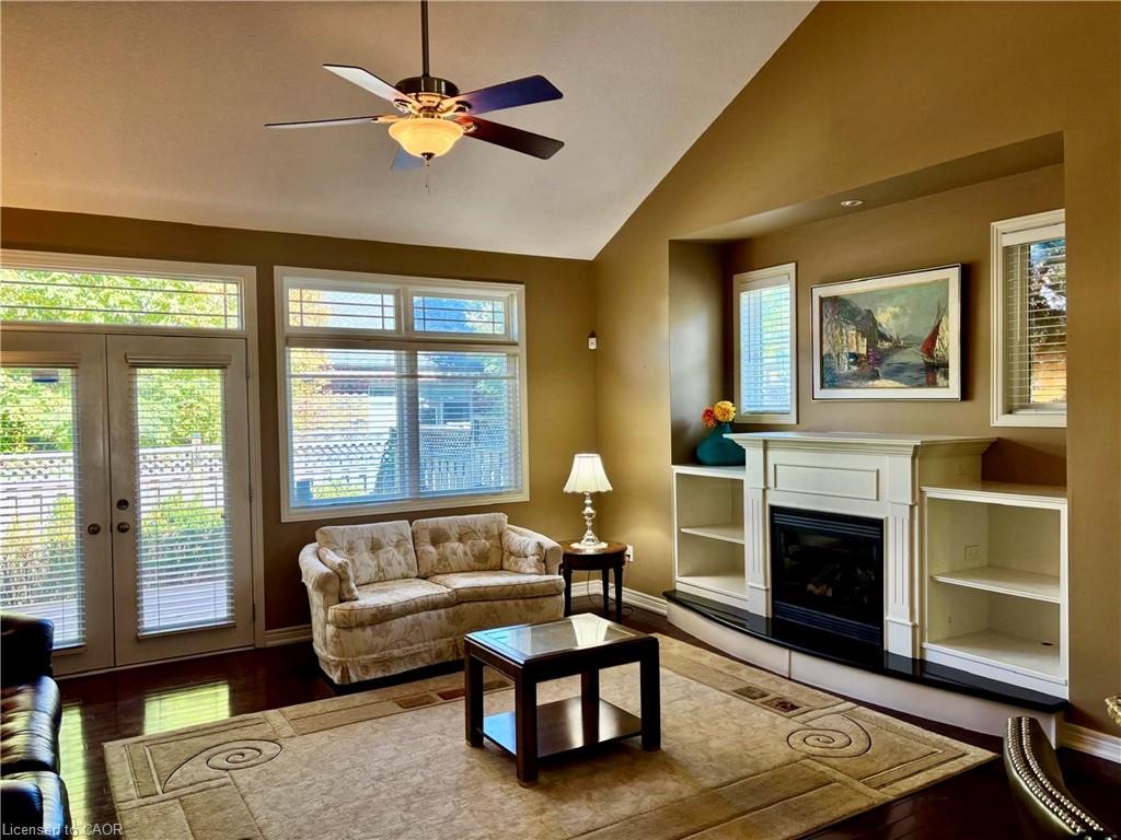 11 Carmichael Trail Property Photo 6