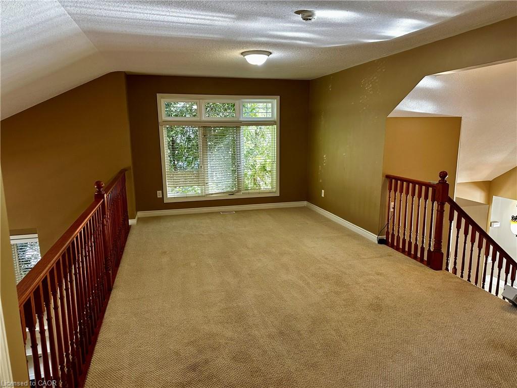 11 Carmichael Trail Property Photo 26