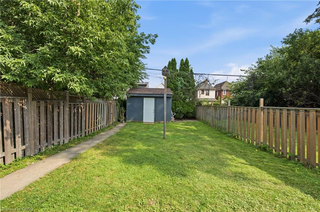 126 Niagara Street Property Photo 34