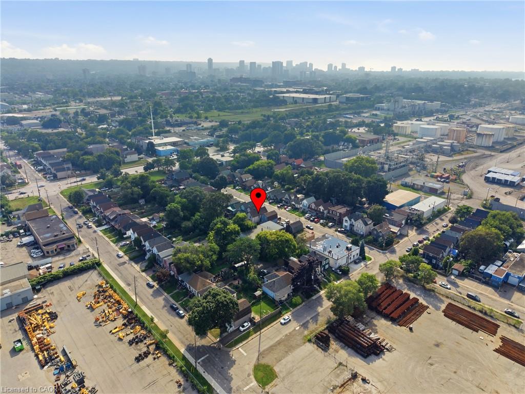 126 Niagara Street Property Photo 48