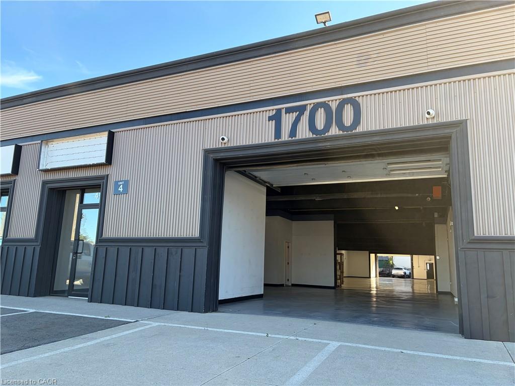 4-1700 Brampton Street Property Photo 1