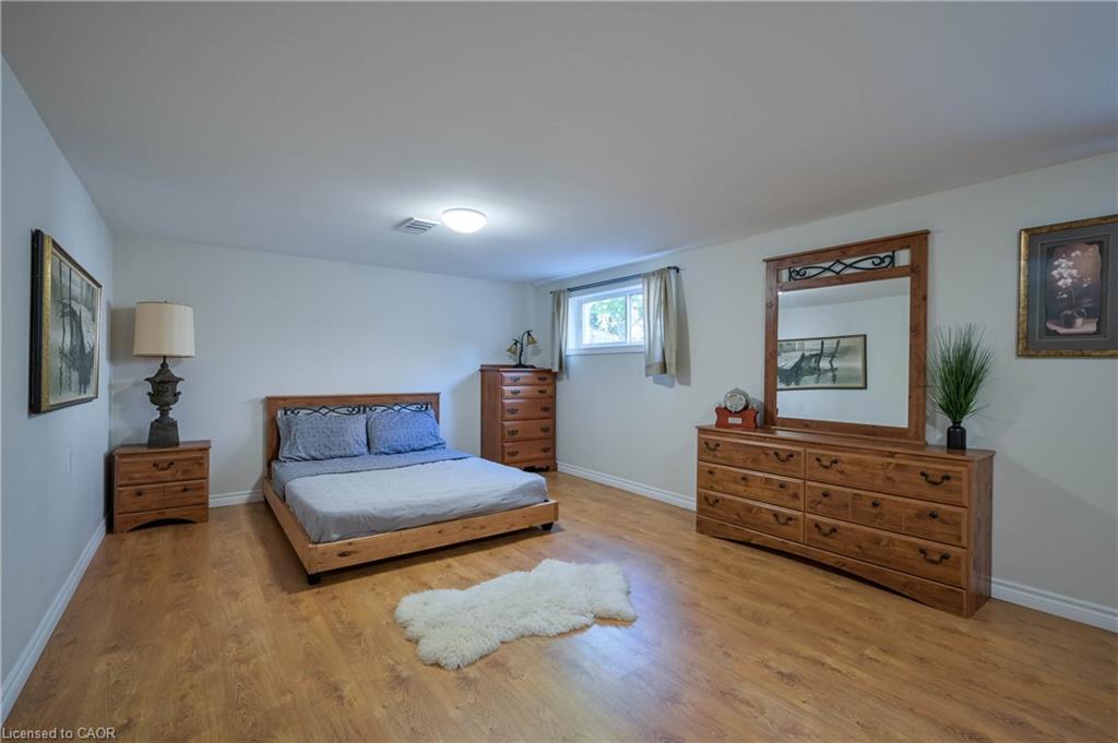 390 Wendall Place Property Photo 35