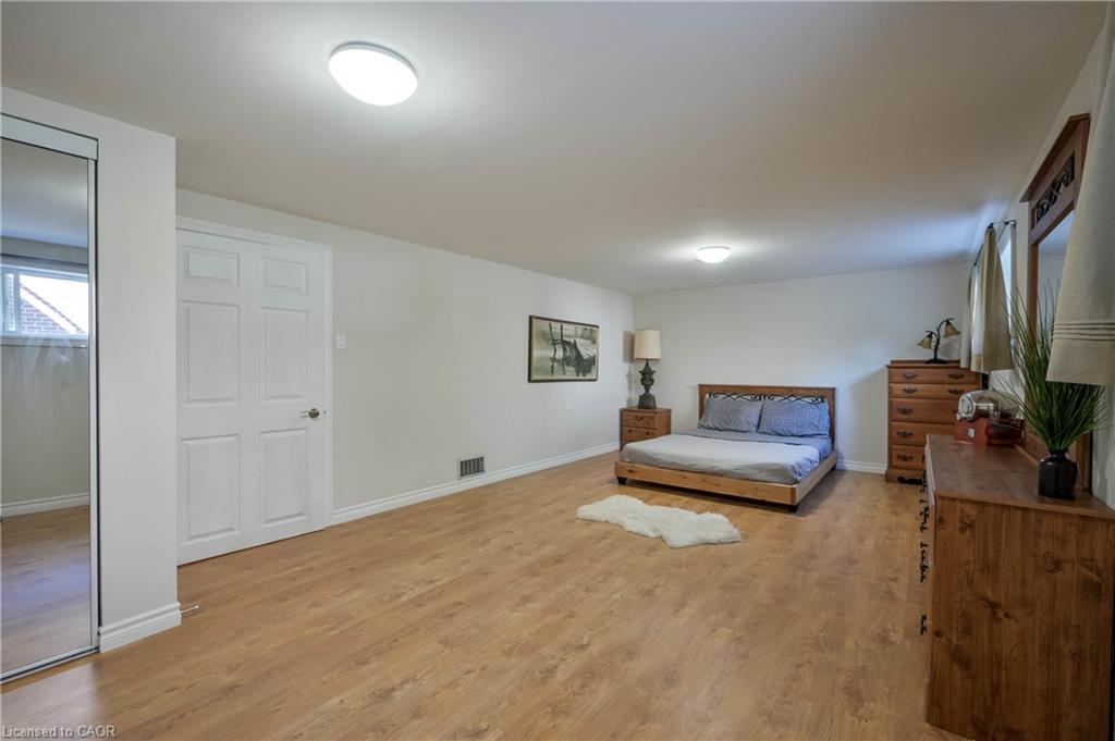 390 Wendall Place Property Photo 36