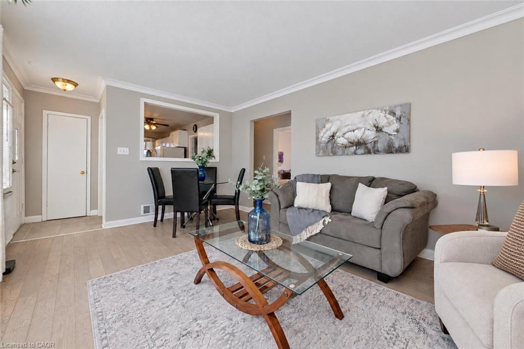 41 Prince Charles Drive Property Photo 4