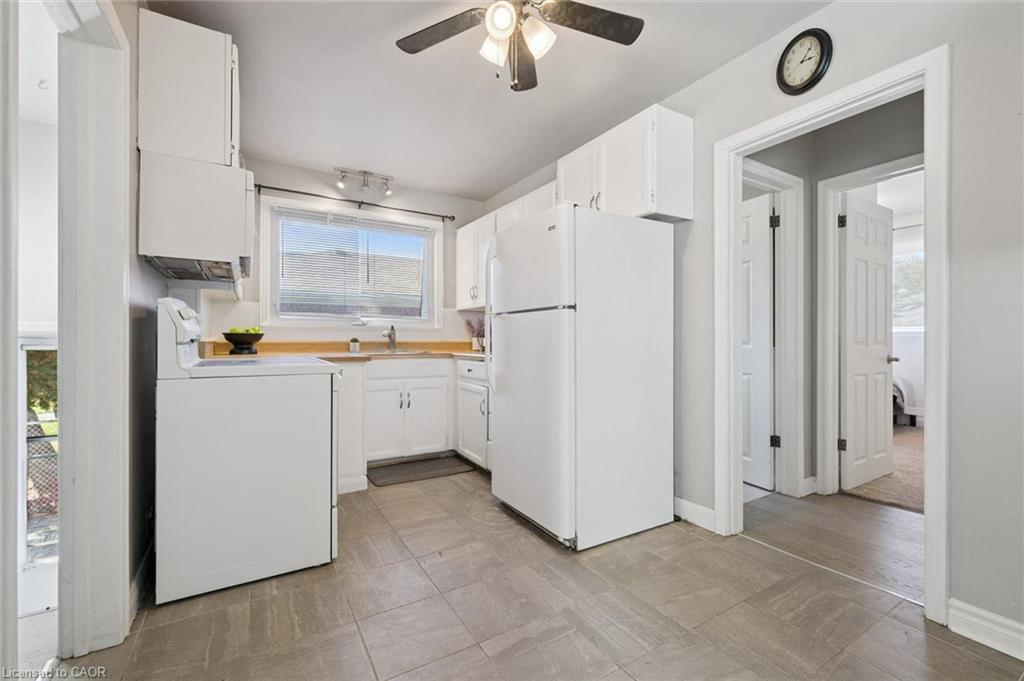 41 Prince Charles Drive Property Photo 5