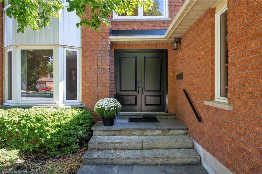 2253 Towne Boulevard Property Photo 4