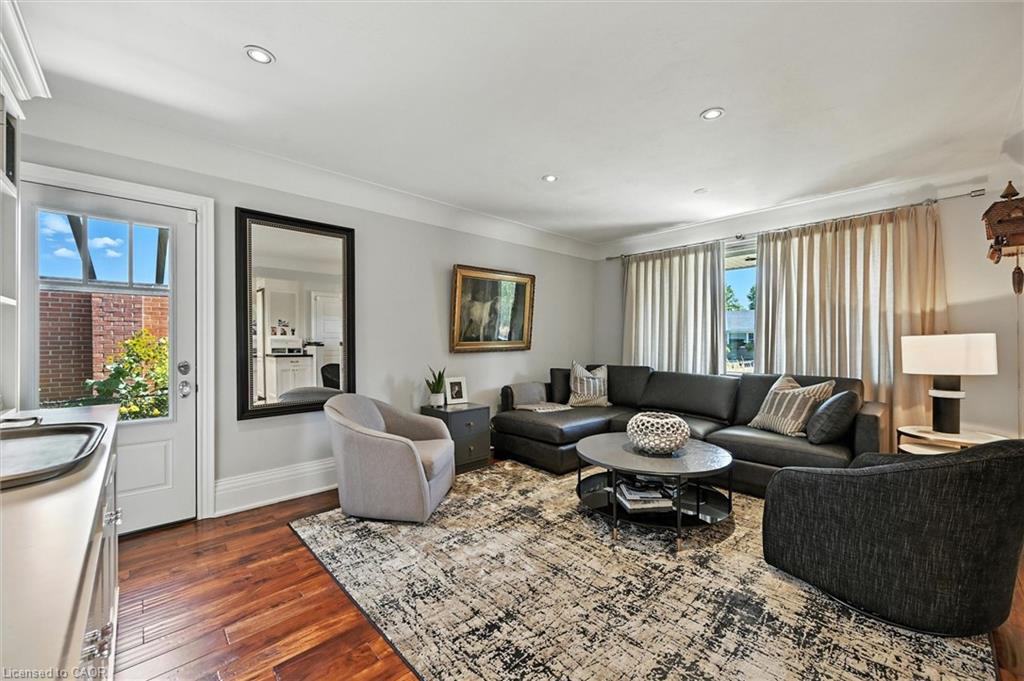 2209 Ghent Avenue Property Photo 7