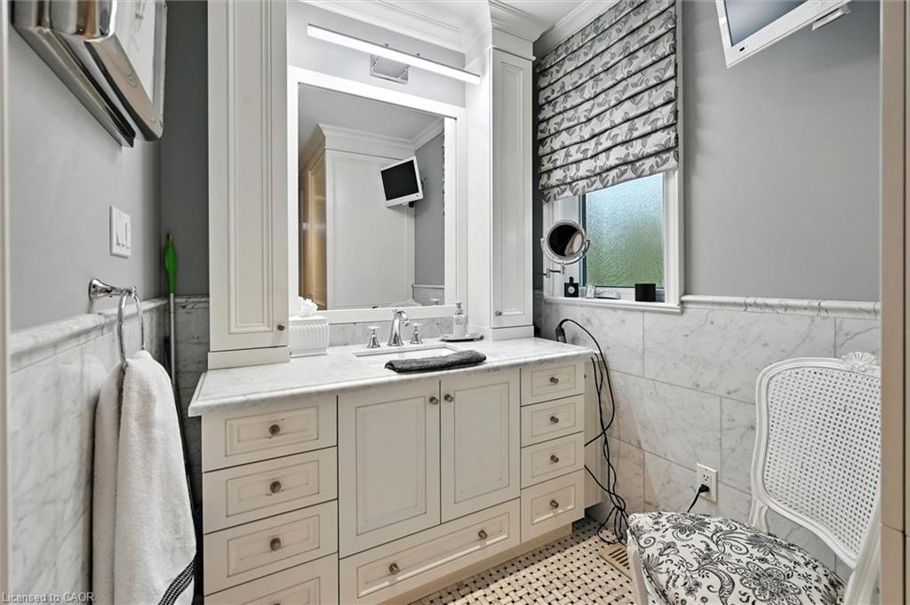 2209 Ghent Avenue Property Photo 20