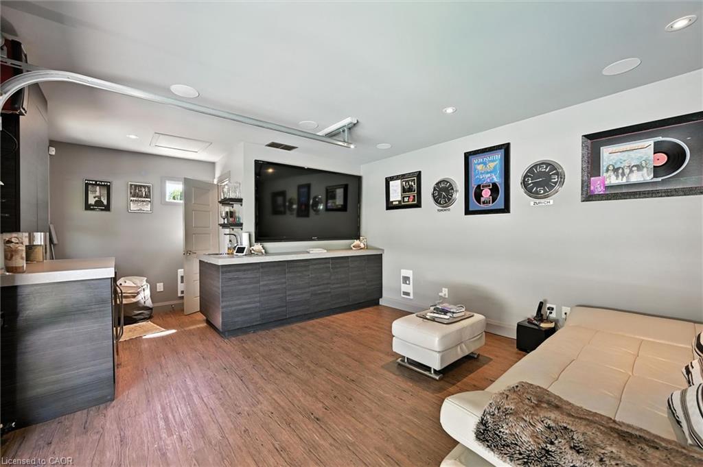 2209 Ghent Avenue Property Photo 40