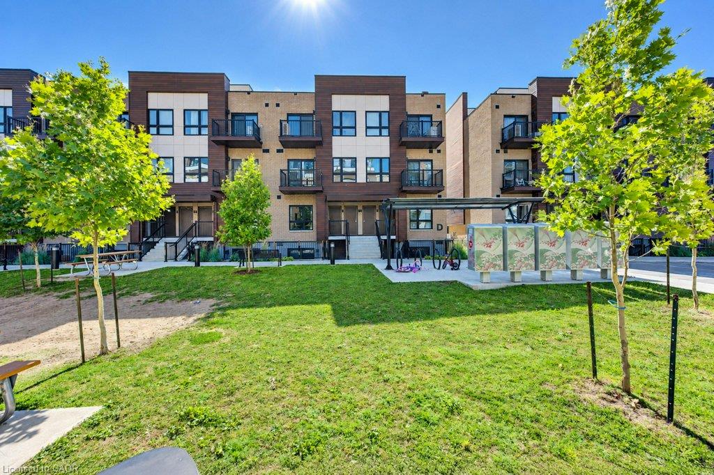 D16-10 Palace Street Property Photo 1