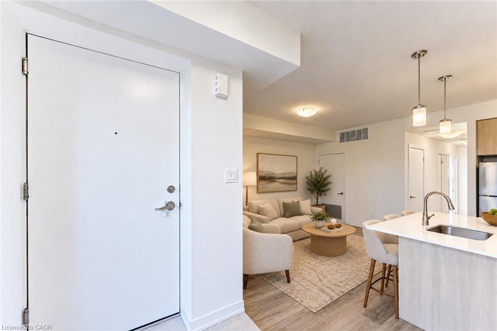 D16-10 Palace Street Property Photo 8