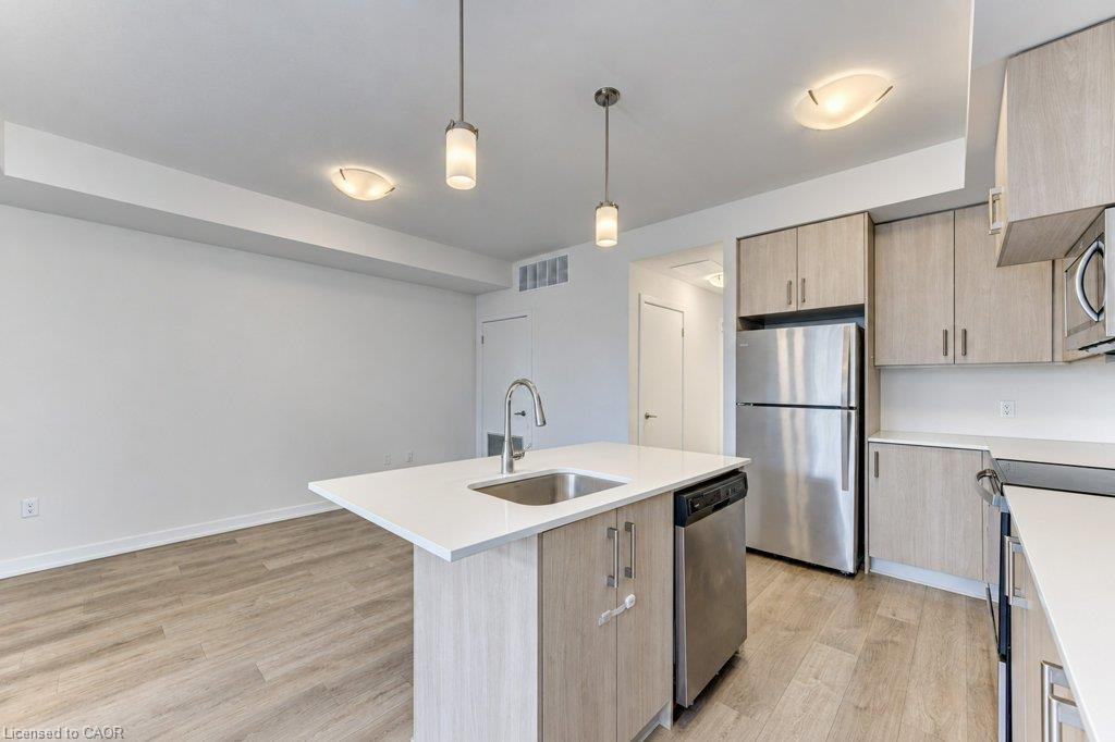 D16-10 Palace Street Property Photo 11