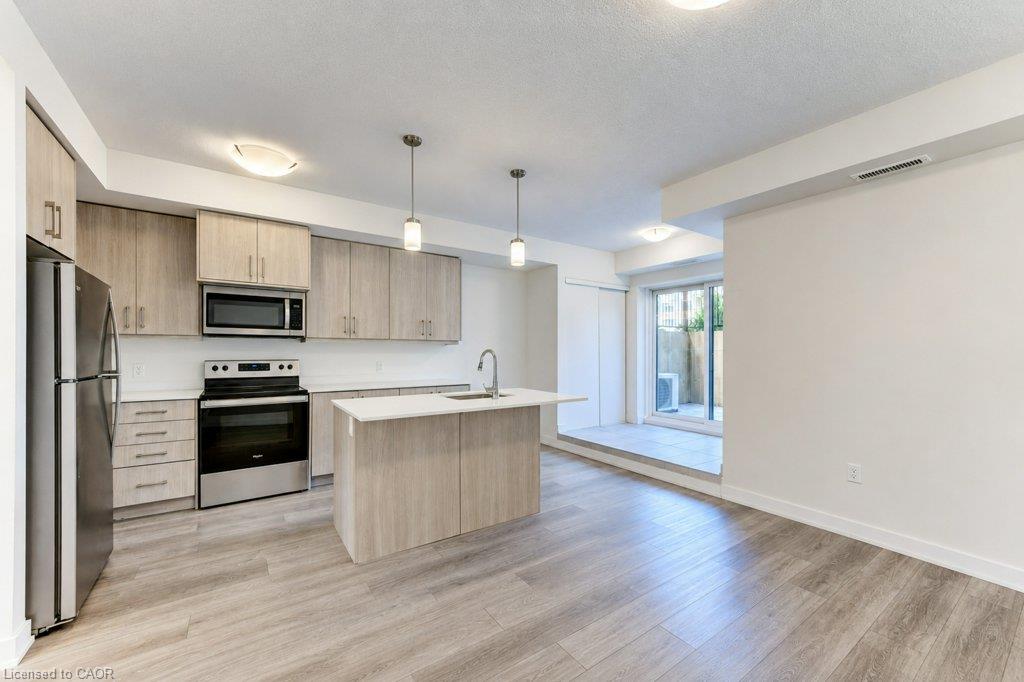 D16-10 Palace Street Property Photo 14