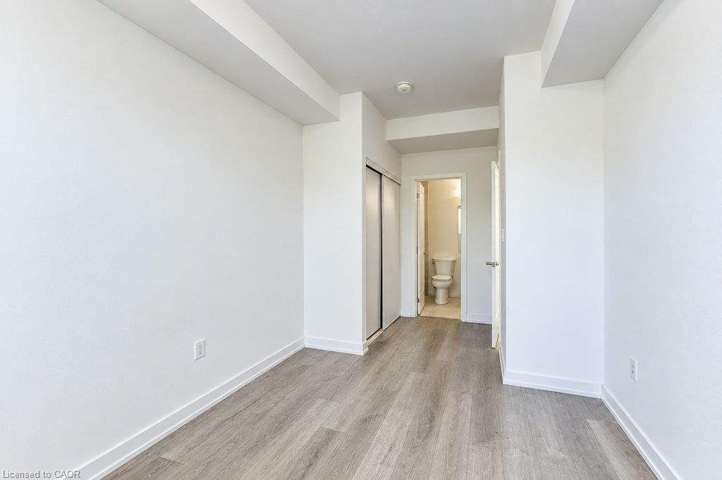 D16-10 Palace Street Property Photo 31