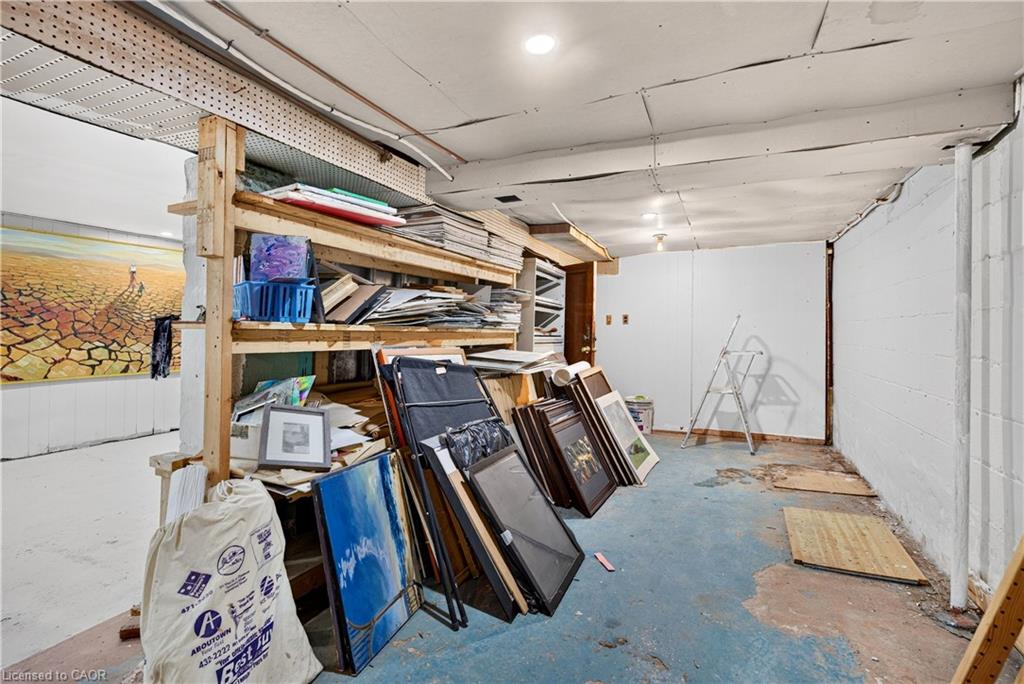 689 Barton Street E Property Photo 27