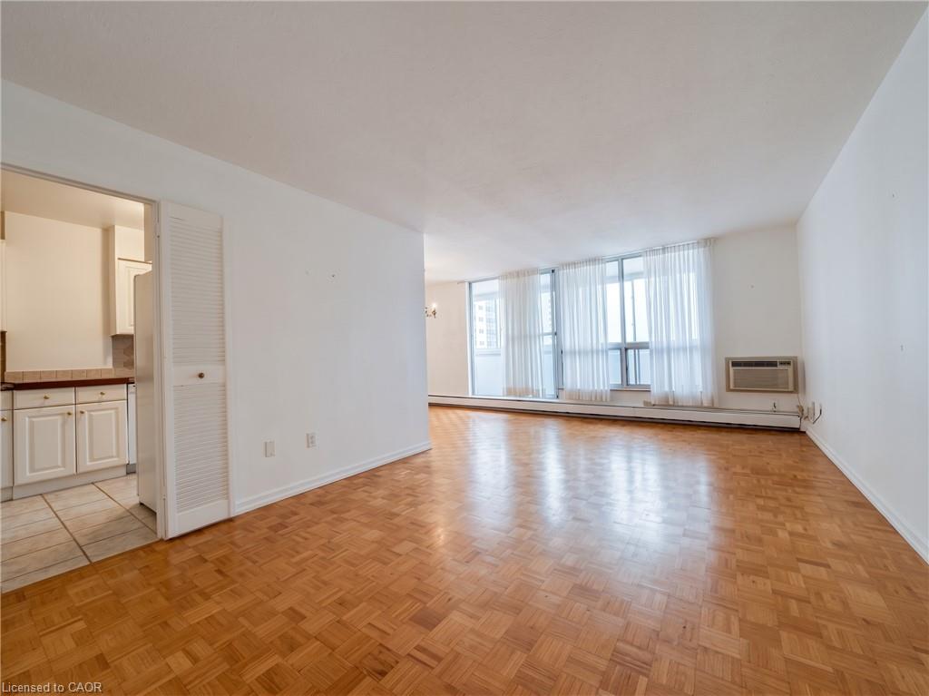809-35 Towering Heights Boulevard Property Photo 3