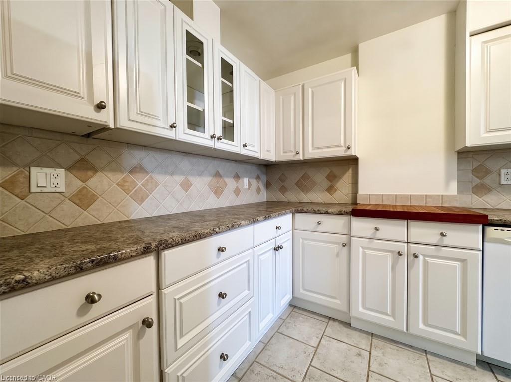 809-35 Towering Heights Boulevard Property Photo 7