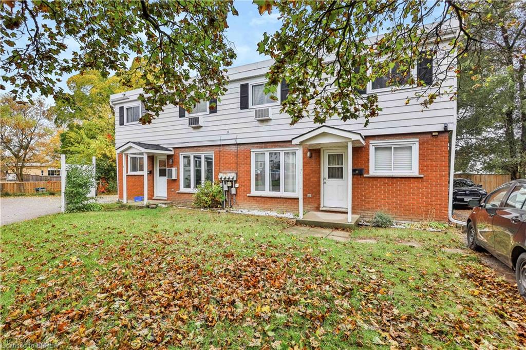 23 Brenda Court Property Photo 3