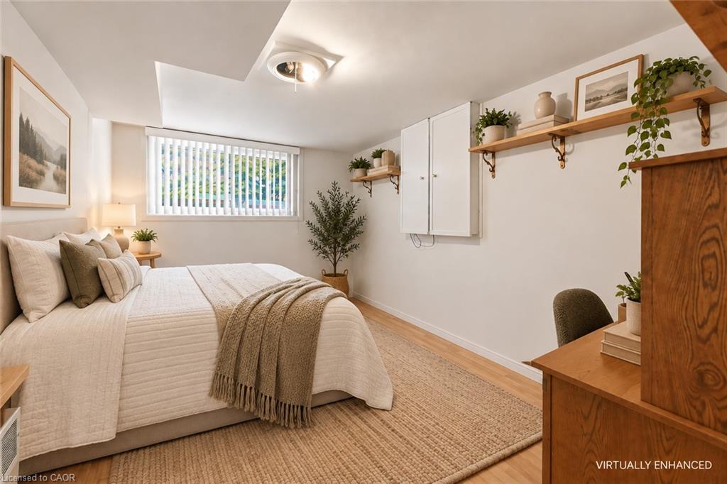 7 Hanover Place Property Photo 20