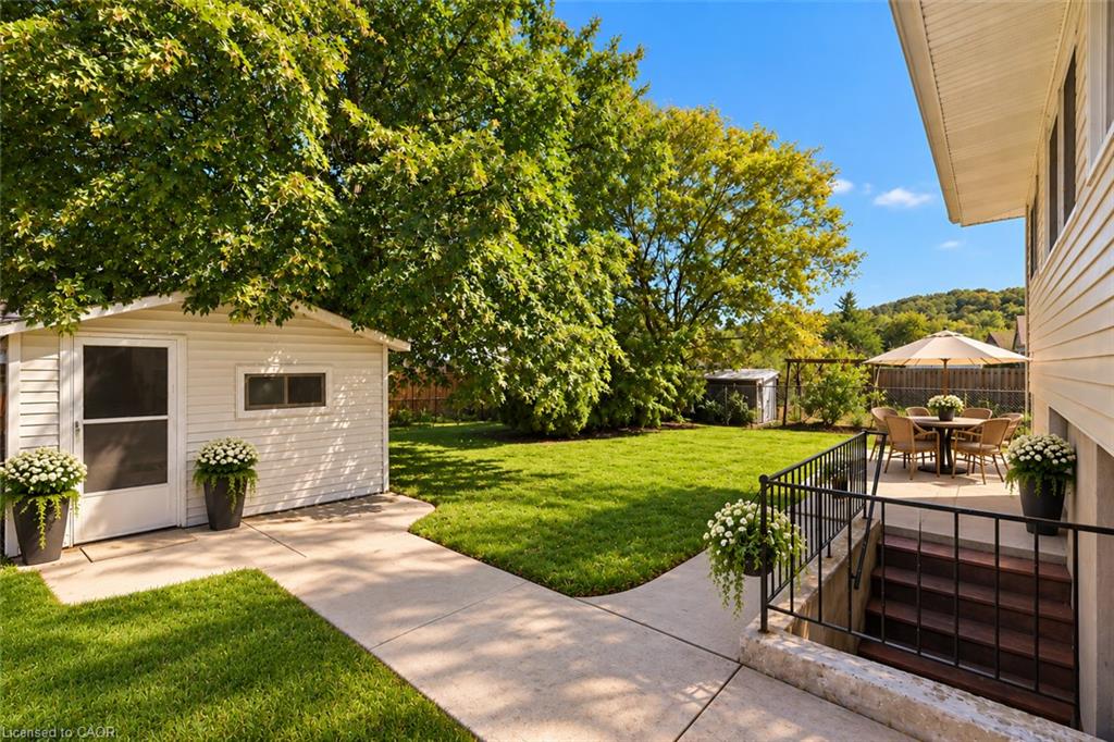 7 Hanover Place Property Photo 23