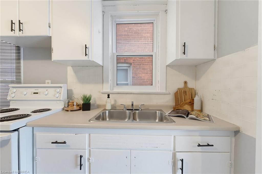 148 Albion Street Property Photo 10