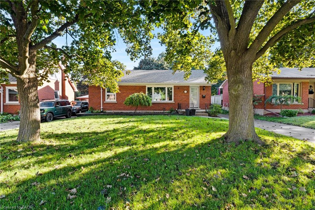 135 Patricia Avenue Property Photo 4