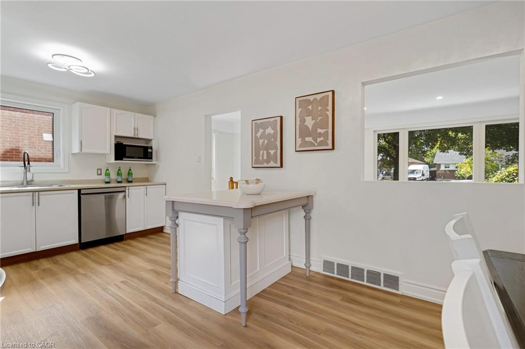 135 Patricia Avenue Property Photo 20
