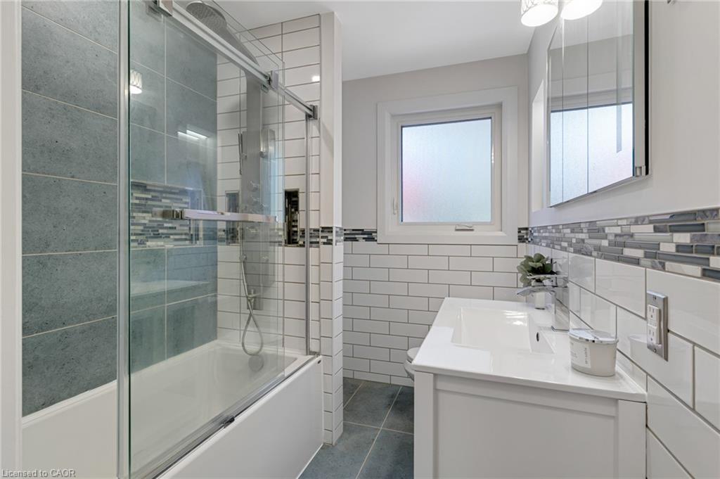 135 Patricia Avenue Property Photo 24