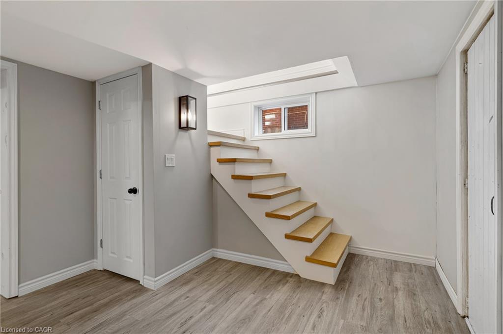 135 Patricia Avenue Property Photo 30