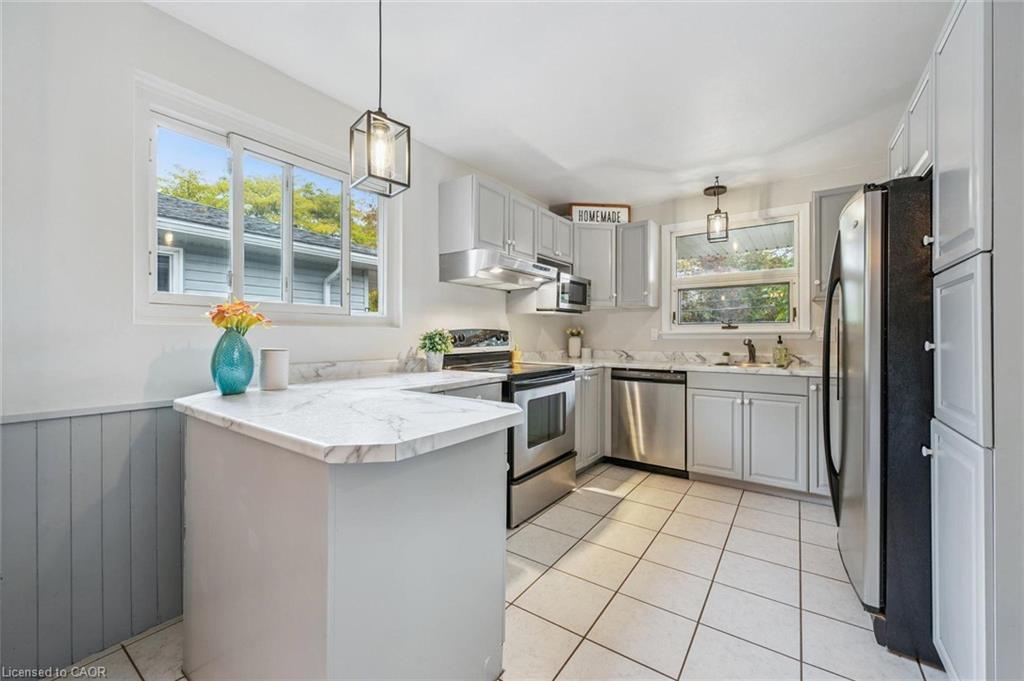 35 Eastview Road Property Photo 6
