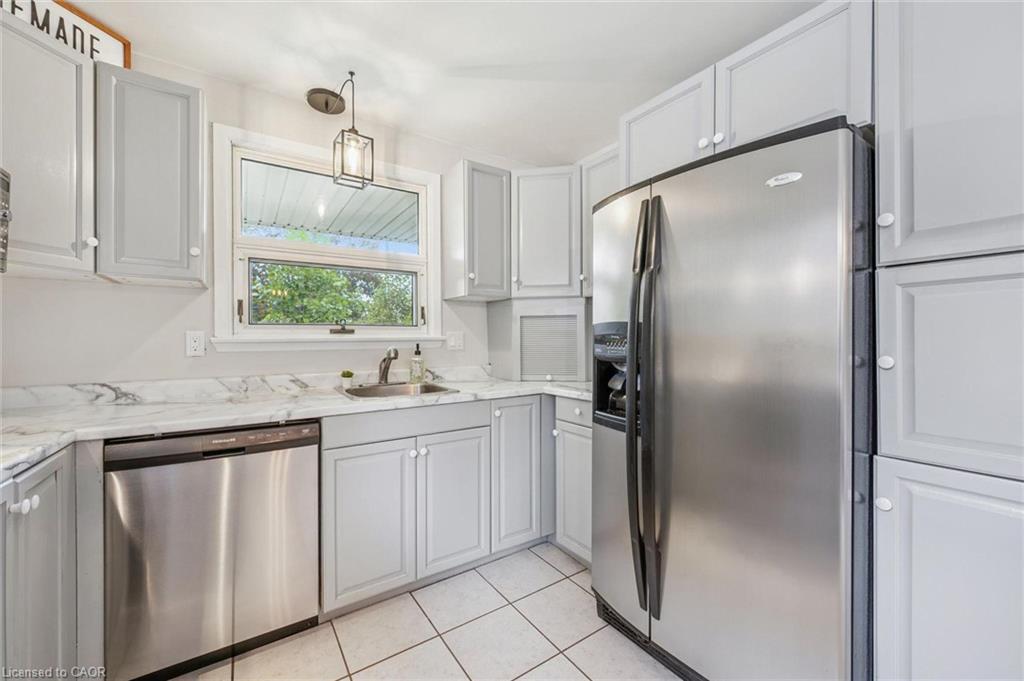 35 Eastview Road Property Photo 8