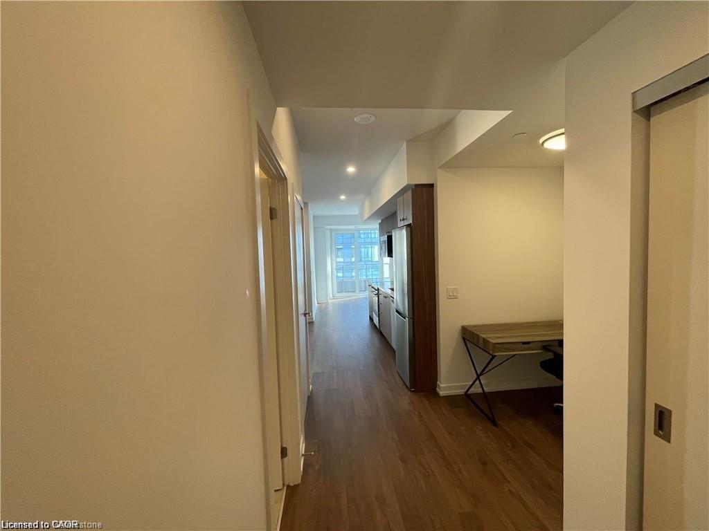 1704-5 Wellington Street S Property Photo 23