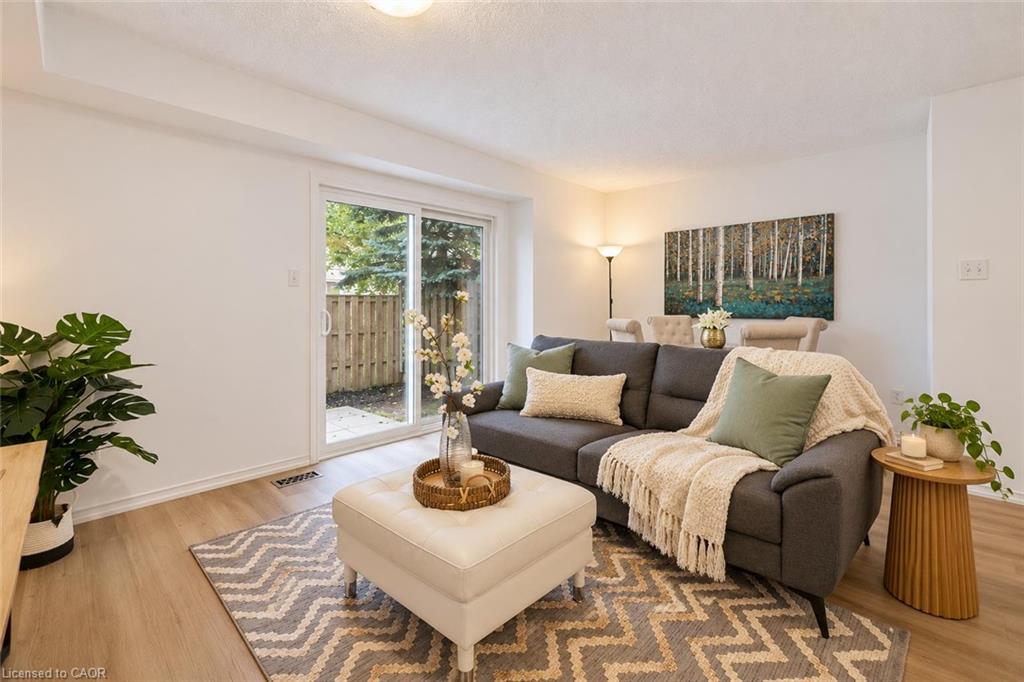 71-240 London Road W Property Photo 1