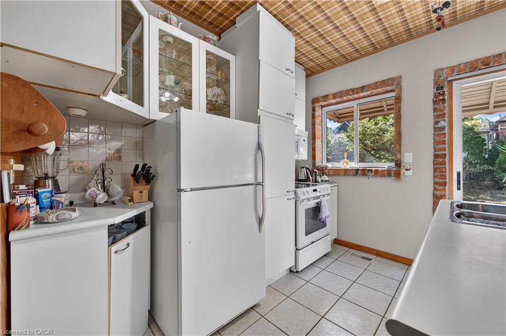 248 Saint Clair Boulevard Property Photo 7