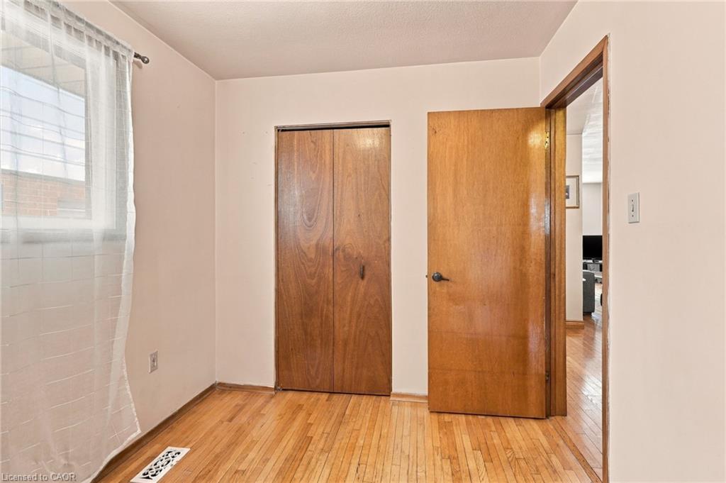 564 Cochrane Road Property Photo 22