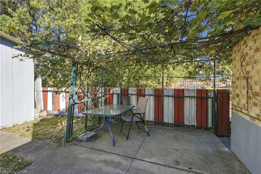 564 Cochrane Road Property Photo 45
