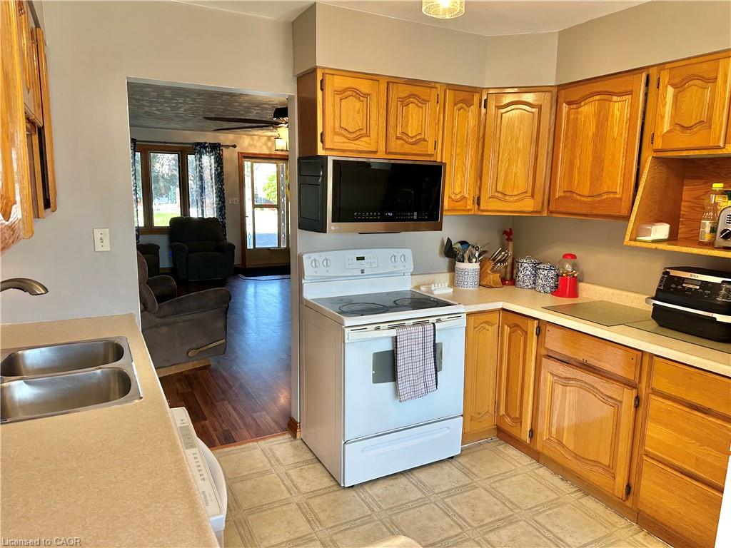 38 Mann Avenue Property Photo 5