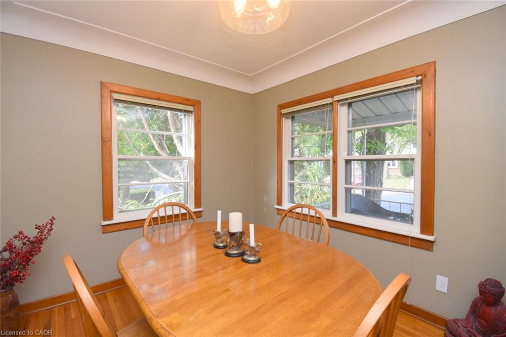 23 Bond Street S Property Photo 8