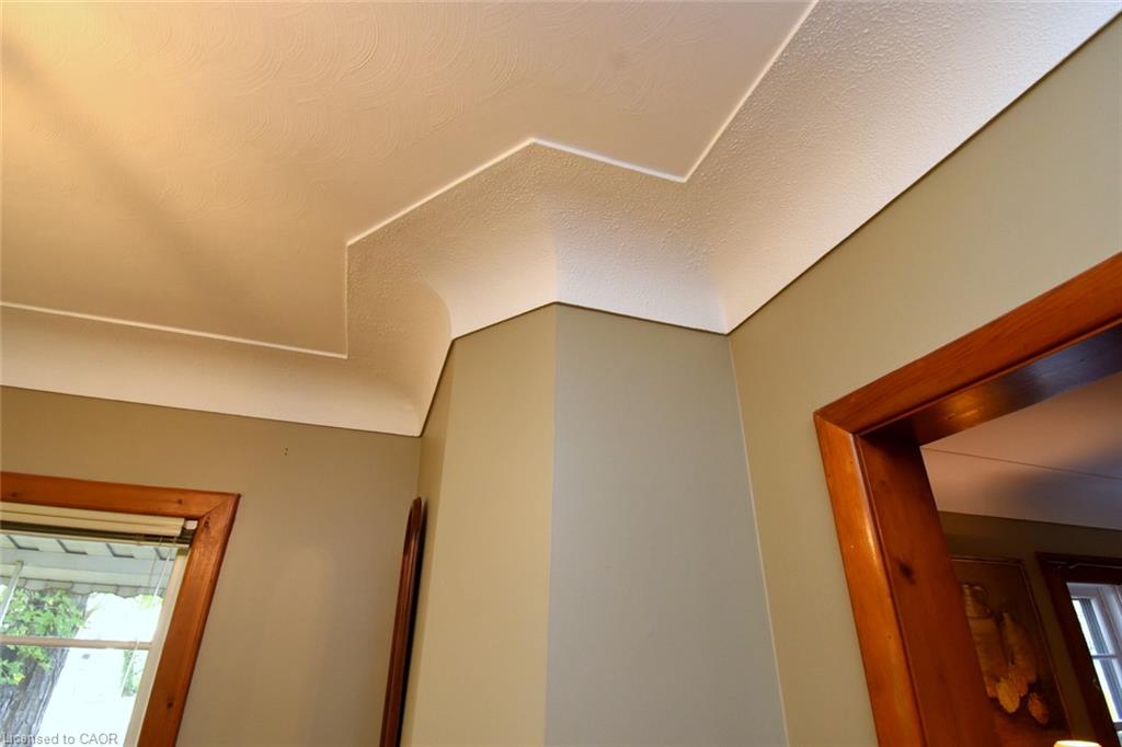 23 Bond Street S Property Photo 9